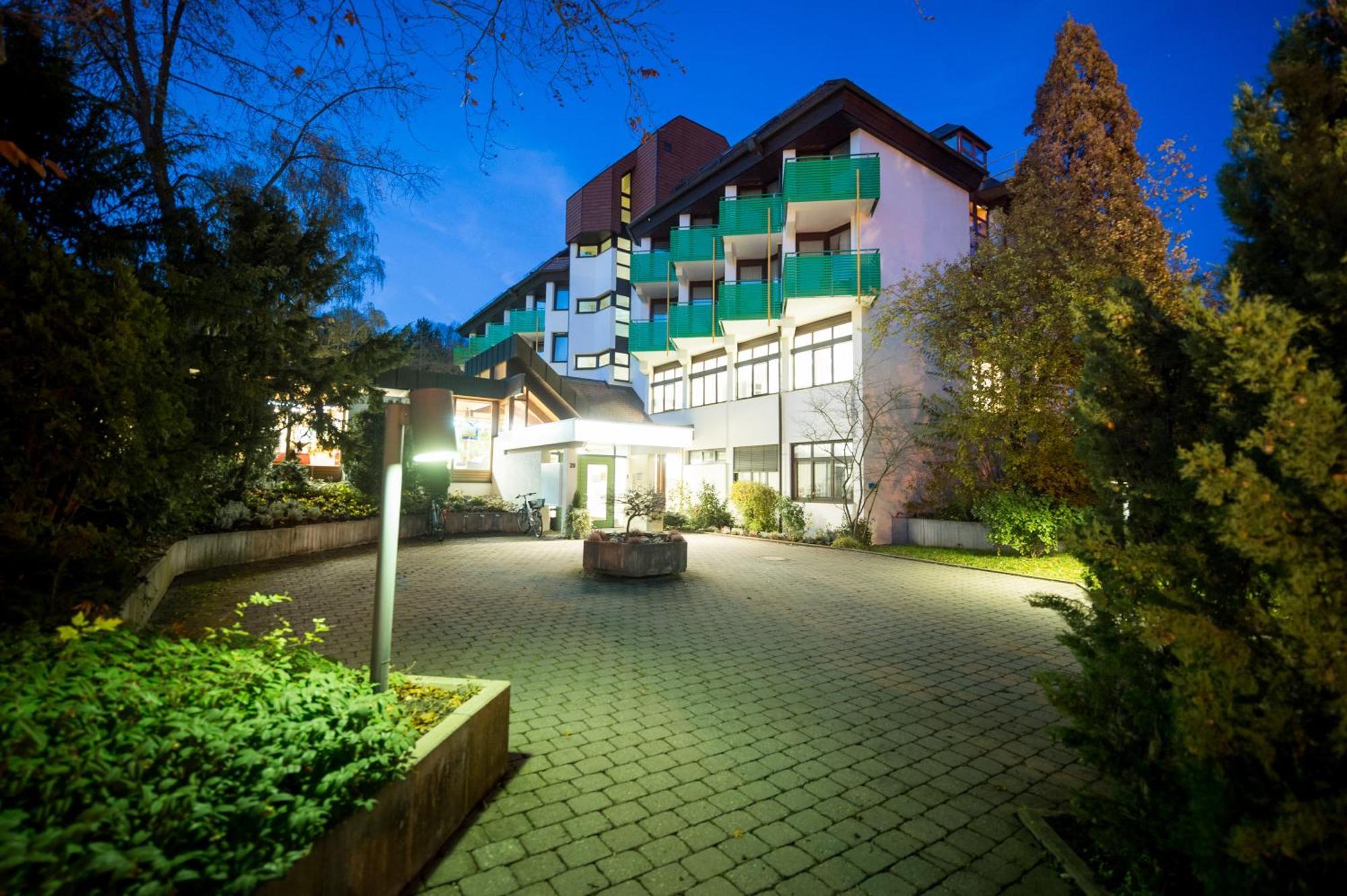 Hotel Am Schlossberg Herrenberg Exterior foto